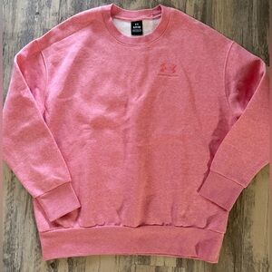 NWOT! Women’s Under Armour Crew Sweatshirt- Small